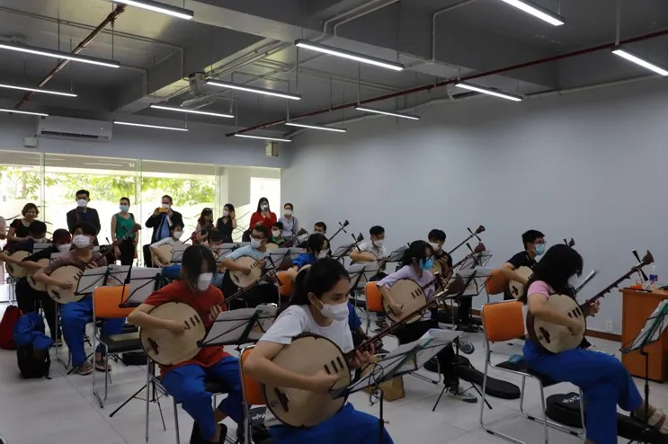 Doanh nghiệp v&agrave; nh&agrave; trường hợp t&aacute;c, mở ra nhiều cơ hội cho sinh vi&ecirc;n - Ảnh 2.