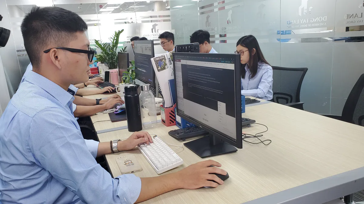 Doanh nghiệp làm chuyển đối số ngại… chi phí - Ảnh 1. Doanh nghiệp làm chuyển đối số ngại… chi phí - Ảnh 1.
