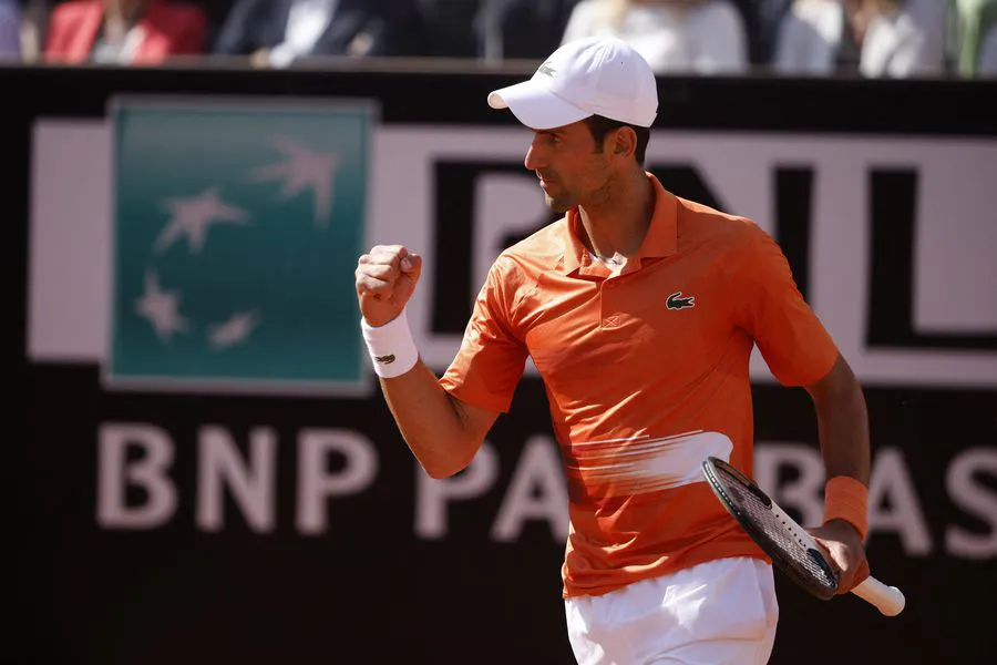Novak Djokovic giành danh hiệu Masters 1000 thứ 38 trong sự nghiệp - Ảnh 2. Novak Djokovic giành danh hiệu Masters 1000 thứ 38 trong sự nghiệp - Ảnh 2.