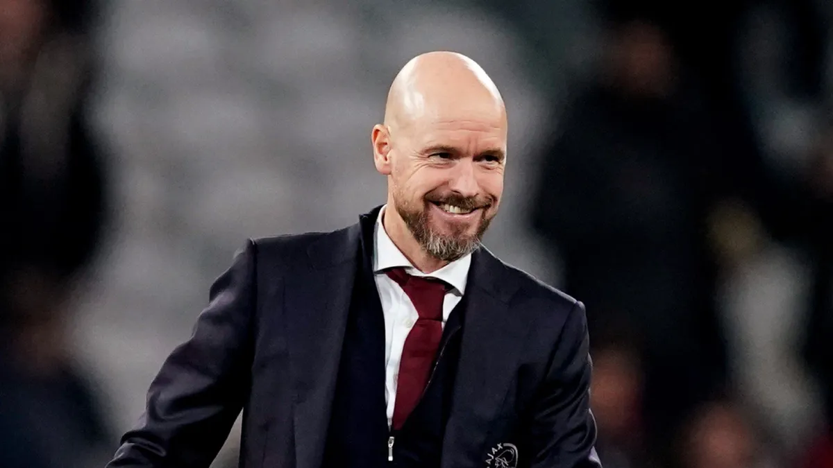 Bỏ cả tiệc ăn mừng với Ajax, Erik ten Hag vội lo cho Man Utd - Ảnh 3. Bỏ cả tiệc ăn mừng với Ajax, Erik ten Hag vội lo cho Man Utd - Ảnh 3.