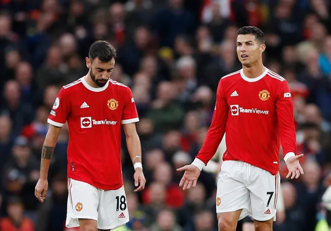 Bỏ cả tiệc ăn mừng với Ajax, Erik ten Hag vội lo cho Man Utd - Ảnh 2. Bỏ cả tiệc ăn mừng với Ajax, Erik ten Hag vội lo cho Man Utd - Ảnh 2.