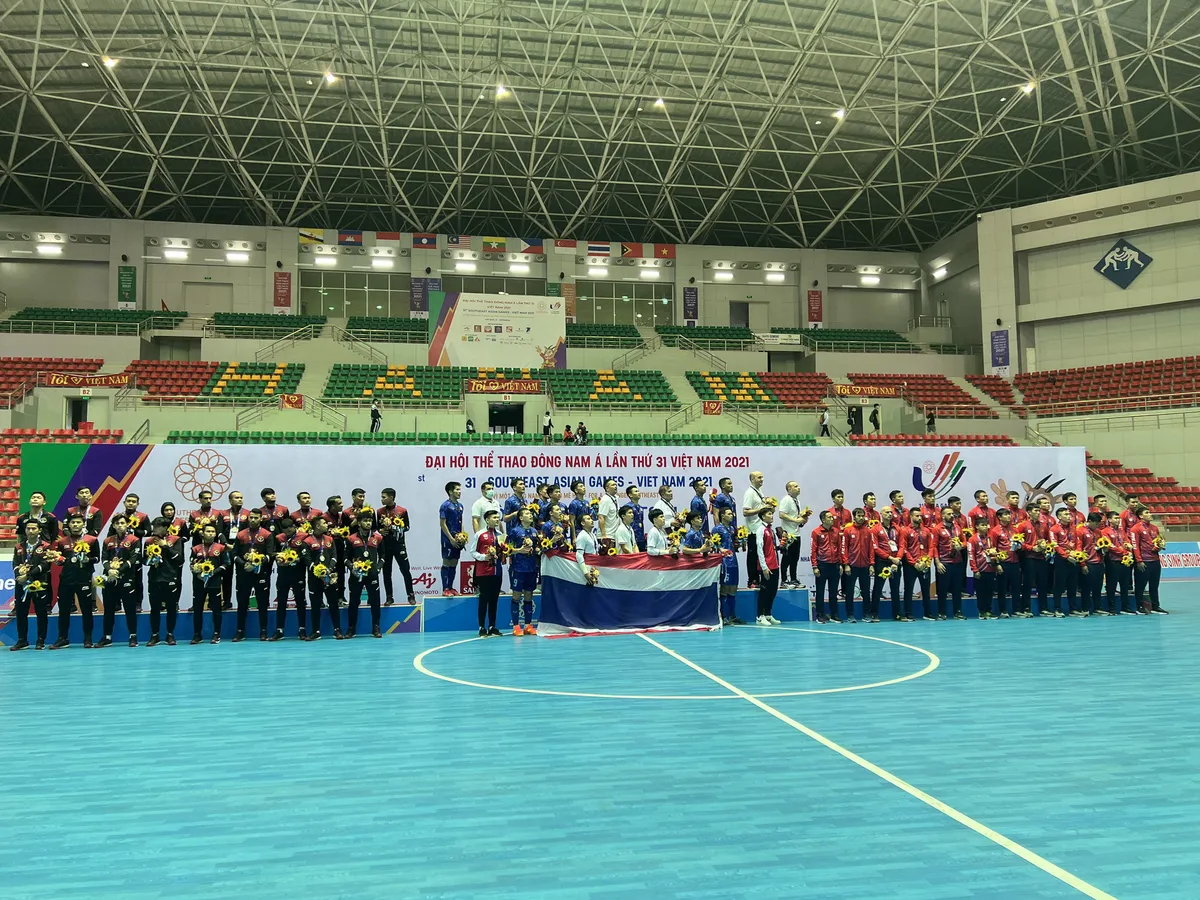 ĐT futsal Việt Nam giành huy chương đồng SEA Games 31 - Ảnh 13. ĐT futsal Việt Nam giành huy chương đồng SEA Games 31 - Ảnh 13.