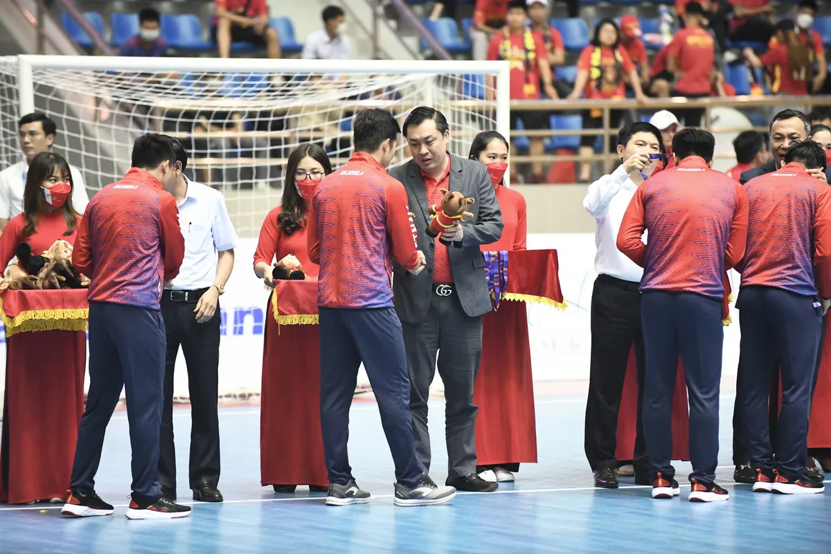 ĐT futsal Việt Nam giành huy chương đồng SEA Games 31 - Ảnh 8. ĐT futsal Việt Nam giành huy chương đồng SEA Games 31 - Ảnh 8.