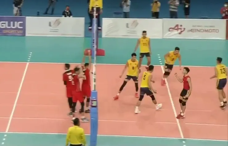 Thua ĐT Indonesia, ĐT bóng chuyền nam Việt Nam lỡ giấc mơ vàng SEA Games - Ảnh 1. Thua ĐT Indonesia, ĐT bóng chuyền nam Việt Nam lỡ giấc mơ vàng SEA Games - Ảnh 1.