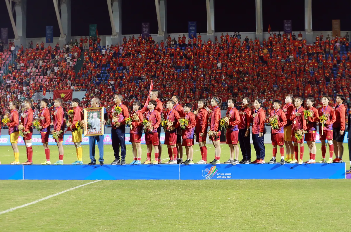 AFC gửi thư chúc mừng thành tích của bóng đá Việt Nam tại SEA Games 31 - Ảnh 2. AFC gửi thư chúc mừng thành tích của bóng đá Việt Nam tại SEA Games 31 - Ảnh 2.