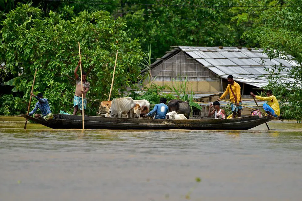 Ấn Độ: Lũ lụt khiến 25 người thiệt mạng ở bang Assam, hàng nghìn cư dân phải sơ tán - Ảnh 1.