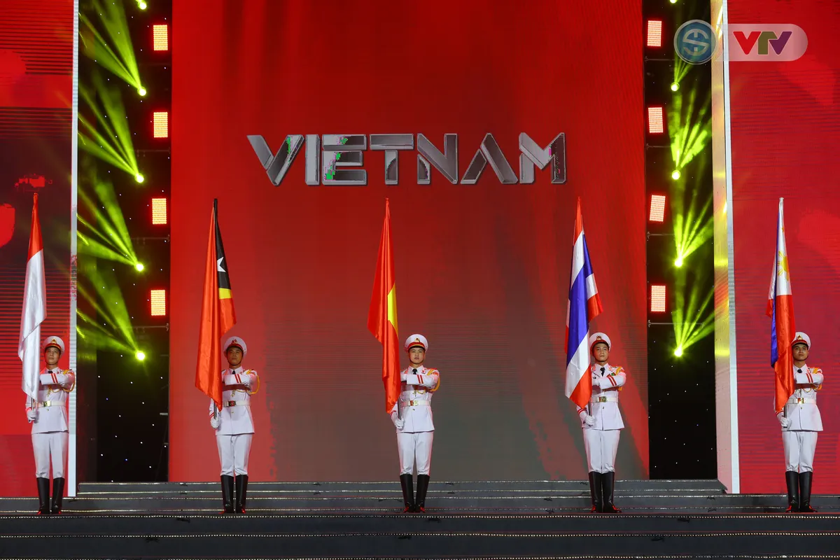 ẢNH | Lễ bế mạc SEA Games 31 ngập tràn âm nhạc và màu sắc văn hóa - Ảnh 4. ẢNH | Lễ bế mạc SEA Games 31 ngập tràn âm nhạc và màu sắc văn hóa - Ảnh 4.