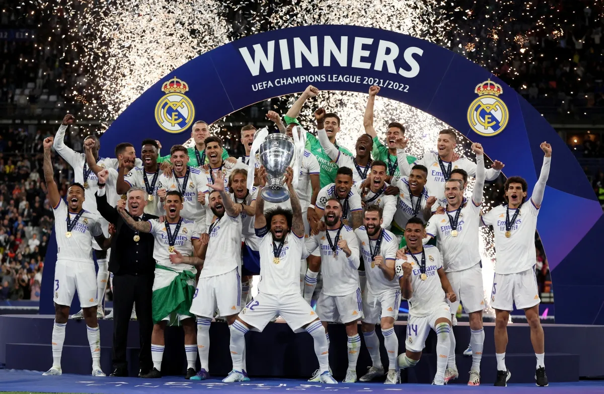 ẢNH: Real Madrid ăn mừng chức vô địch UEFA Champions League lần thứ 14 - Ảnh 8. ẢNH: Real Madrid ăn mừng chức vô địch UEFA Champions League lần thứ 14 - Ảnh 8.