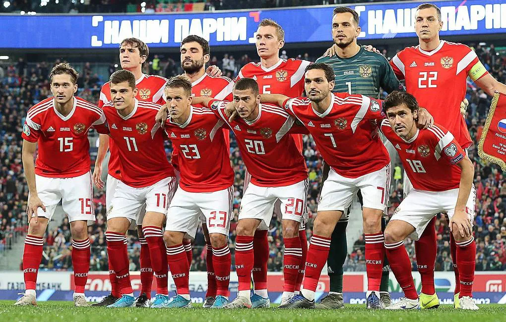 UEFA tiếp tục cấm b&oacute;ng đ&aacute; Nga tham dự c&aacute;c giải đấu của m&igrave;nh - Ảnh 1.
