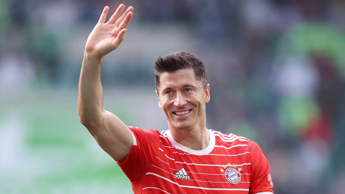 Barca phải chi 40 triệu euro nếu muốn có Lewandowski - Ảnh 2. Barca phải chi 40 triệu euro nếu muốn có Lewandowski - Ảnh 2.