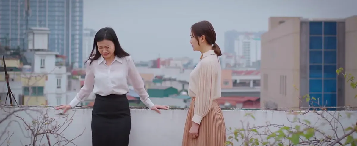 Thương ngày nắng về 2 - Tập 15: Mẹ chồng vô lý ép con dâu bán nhà và cách xử lý bất ngờ của bố chồng - Ảnh 1.