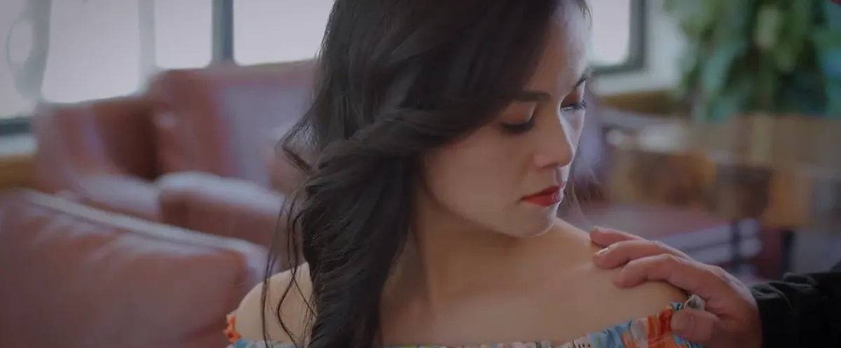 Thương ngày nắng về 2 - Tập 15: Mẹ chồng vô lý ép con dâu bán nhà và cách xử lý bất ngờ của bố chồng - Ảnh 12.