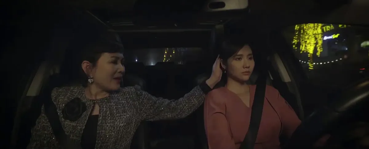Thương ngày nắng về 2 - Tập 15: Mẹ chồng vô lý ép con dâu bán nhà và cách xử lý bất ngờ của bố chồng - Ảnh 21.