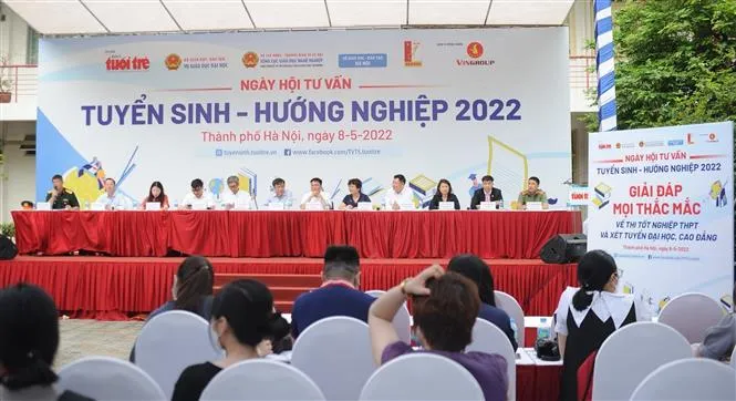 Tuyển sinh Đại học 2022: 90% chỉ tiêu xét tuyển theo điểm thi tốt nghiệp THPT và điểm học bạ - Ảnh 1.