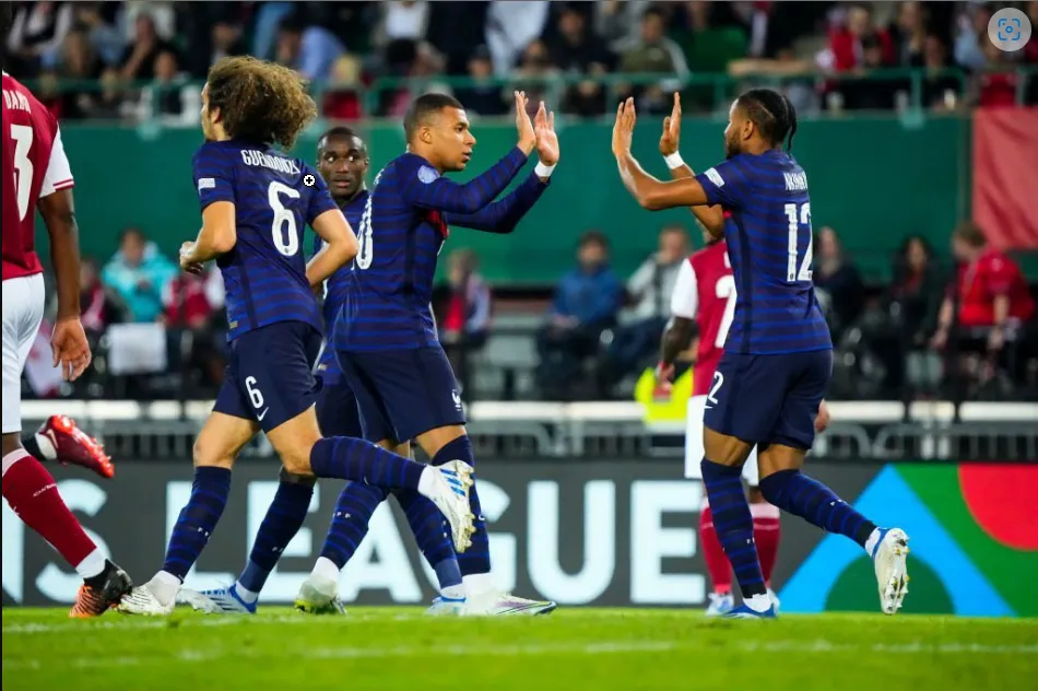Mbappe phải xuất trận để giải cứu đội tuyển Ph&aacute;p - Ảnh 1.