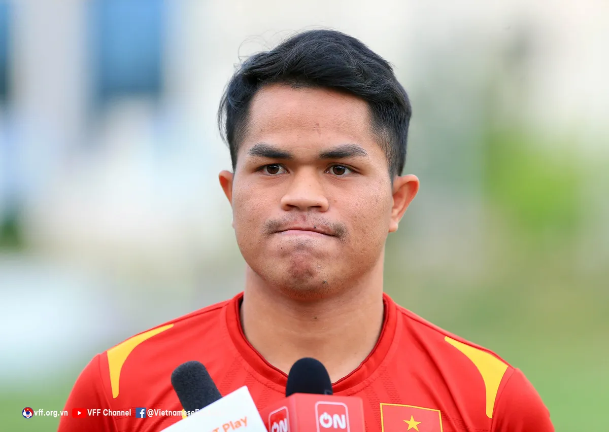 ĐT U23 Việt Nam trở lại sân tập, chuẩn bị cho trận tứ kết gặp U23 Ả rập Xê út - Ảnh 2. ĐT U23 Việt Nam trở lại sân tập, chuẩn bị cho trận tứ kết gặp U23 Ả rập Xê út - Ảnh 2.