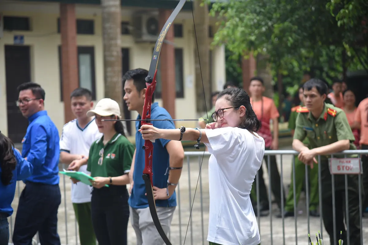 Sôi nổi hội trại Tuổi trẻ Công an Thủ đô học tập, thực hiện Sáu điều Bác Hồ dạy - Ảnh 19.