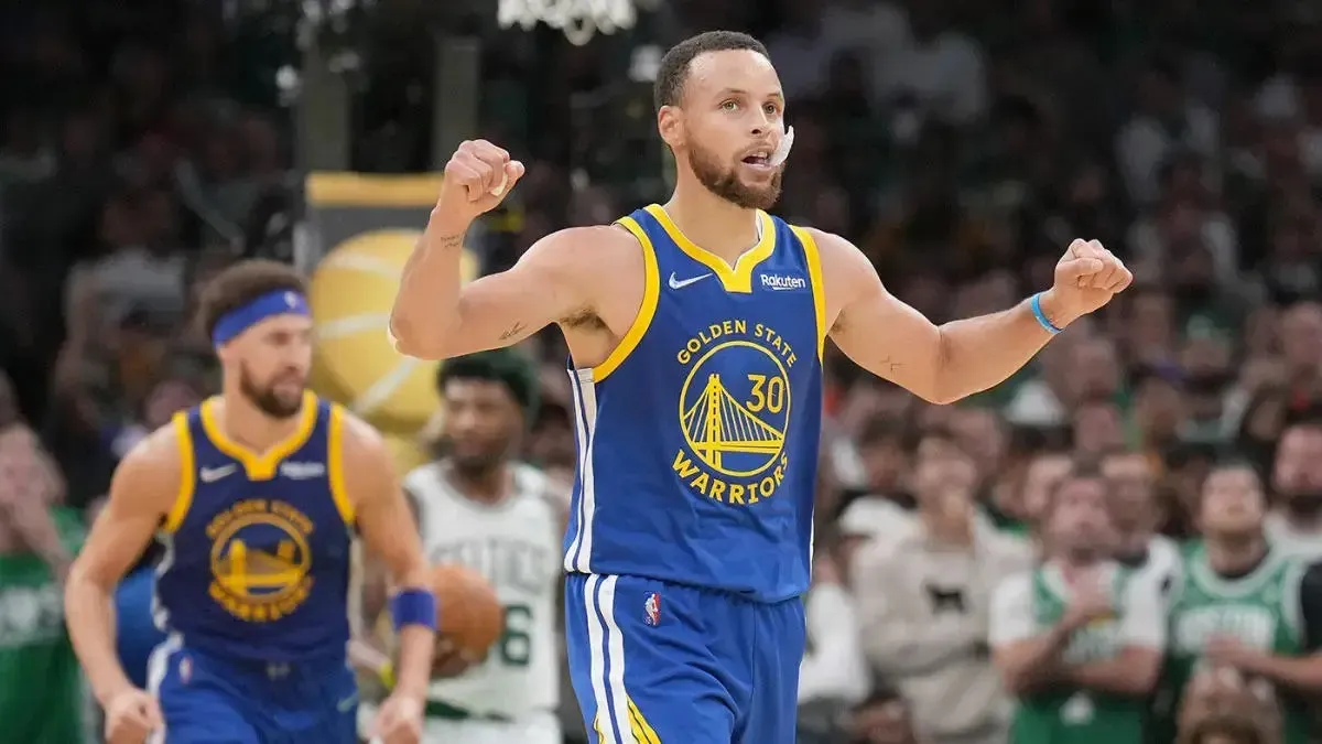 Golden State Warriors giành chức vô địch NBA 2021/22 - Ảnh 7. Golden State Warriors giành chức vô địch NBA 2021/22 - Ảnh 7.