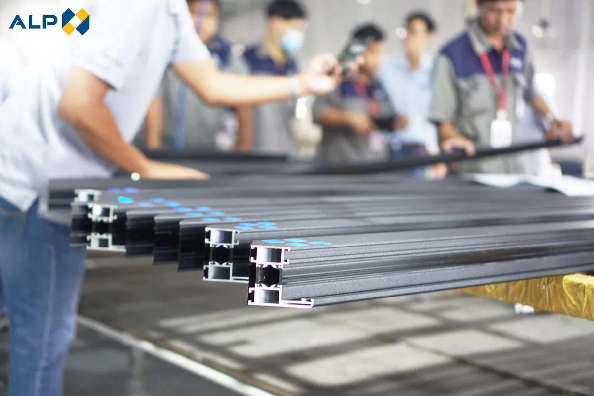 An Lập Phát khẳng định tầm nhìn tiên phong nâng tầm giá trị nhôm - Ảnh 5. An Lập Phát khẳng định tầm nhìn tiên phong nâng tầm giá trị nhôm - Ảnh 5.