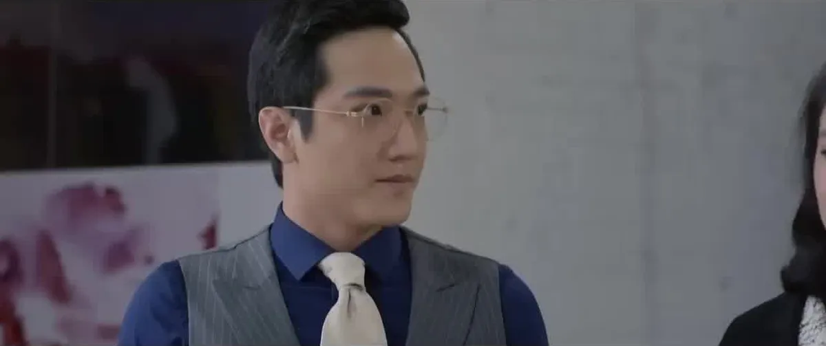 Chồng cũ, vợ cũ, người y&ecirc;u cũ - Tập 18: Việt bắt tại trận Giang đi ăn khuya với Vũ - Ảnh 7.