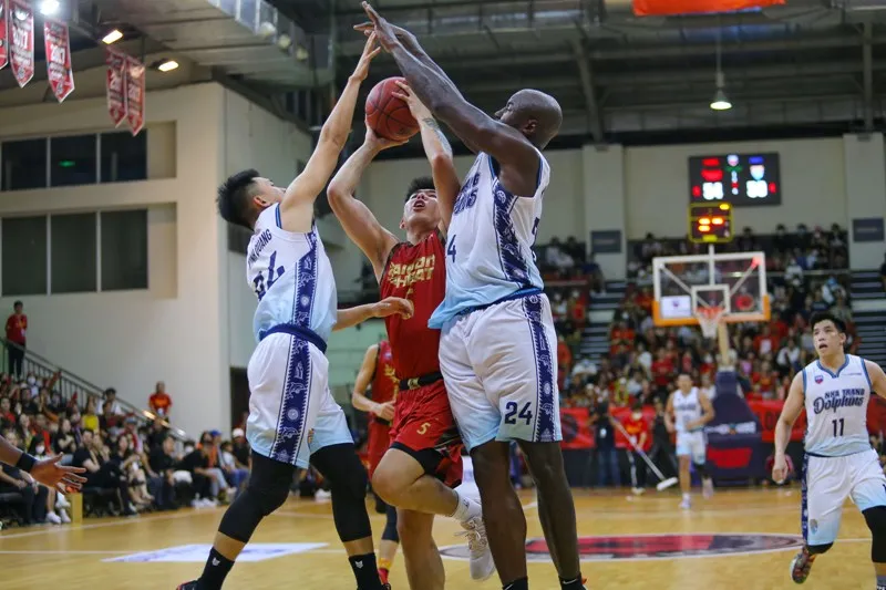 VBA 2022 - Game 5: Nha Trang Dolphins khiến nhà ĐKVĐ nhận thất bại - Ảnh 1. VBA 2022 - Game 5: Nha Trang Dolphins khiến nhà ĐKVĐ nhận thất bại - Ảnh 1.