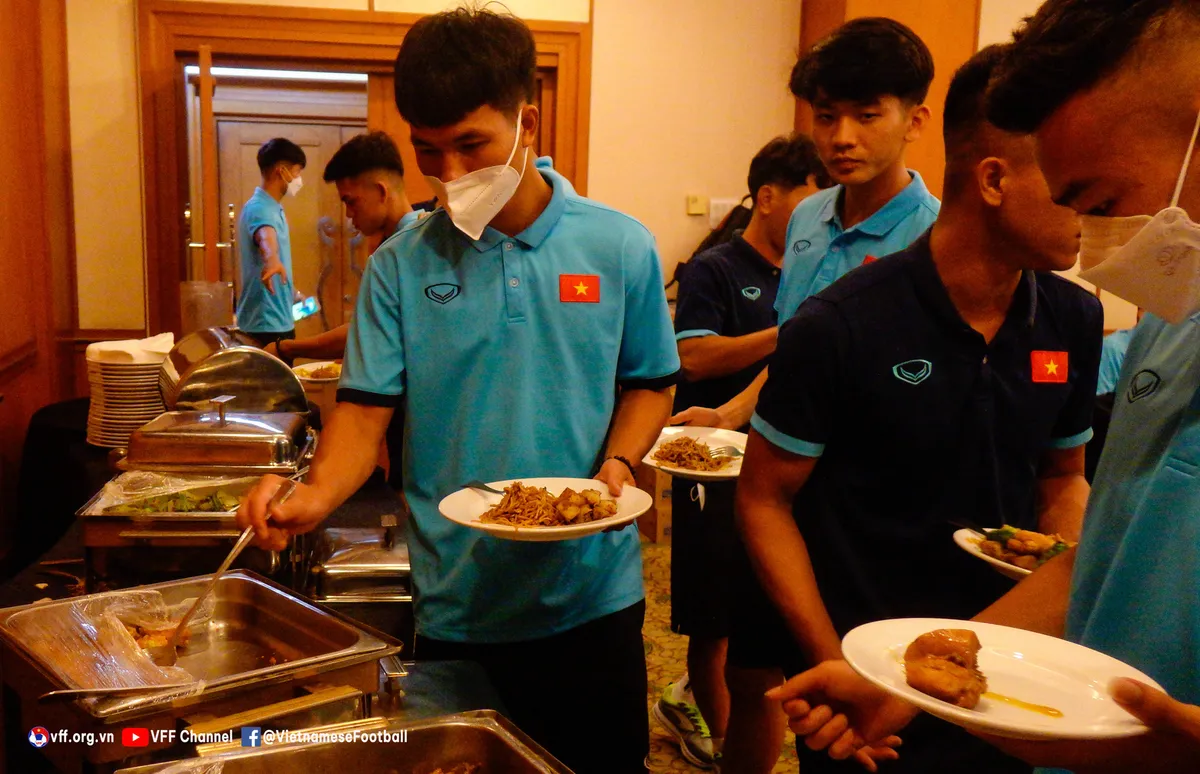 U19 Việt Nam đã ổn định nơi “đóng quân” tại Jakarta - Ảnh 5. U19 Việt Nam đã ổn định nơi “đóng quân” tại Jakarta - Ảnh 5.