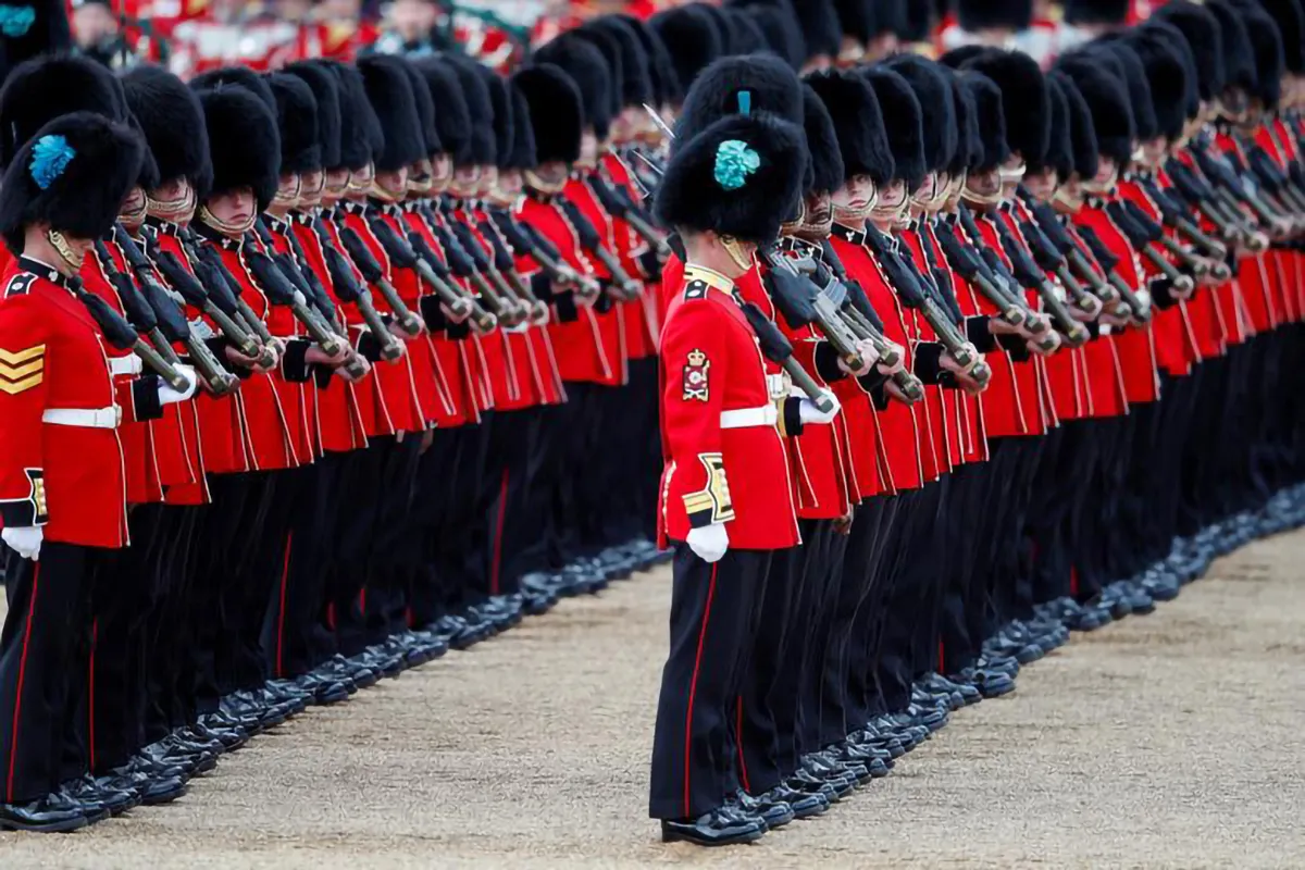 Nữ hoàng Anh Elizabeth II và những kỷ lục thú vị - Ảnh 3.