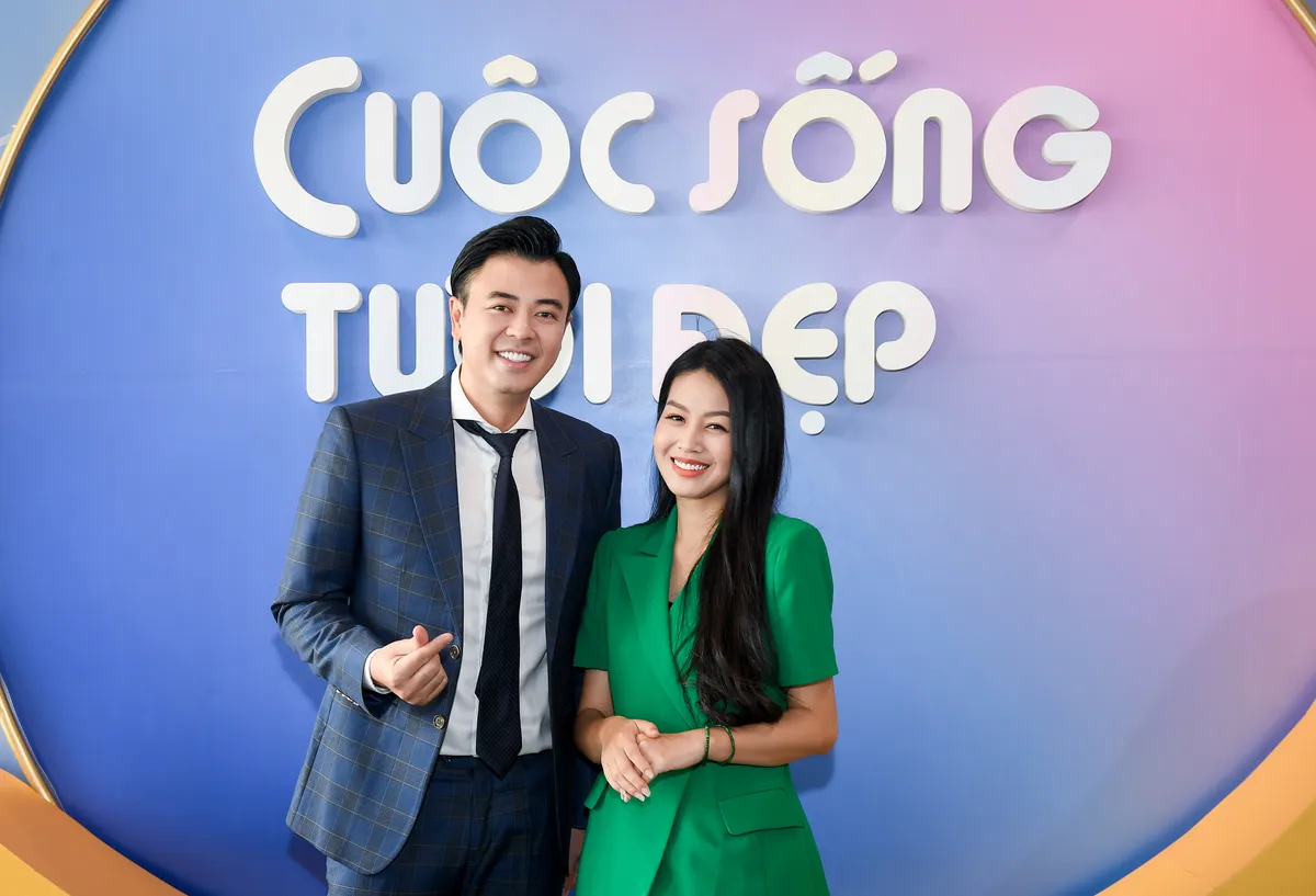 Á hậu Phương Nga cô đơn giữa dàn MC chuẩn bỉm sữa - Ảnh 24. Á hậu Phương Nga cô đơn giữa dàn MC chuẩn bỉm sữa - Ảnh 24.