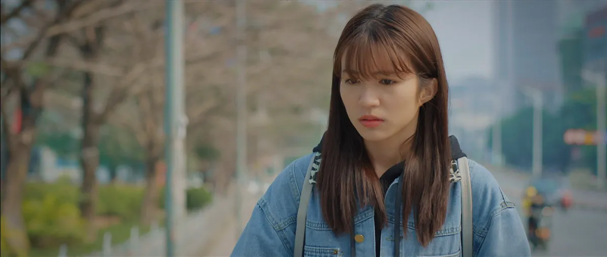 Thương ng&agrave;y nắng về 2 - Tập 28: Đ&ocirc;ng Phong thể hiện r&otilde; l&agrave; tay s&aacute;t g&aacute;i trước mặt V&acirc;n V&acirc;n - Ảnh 2.