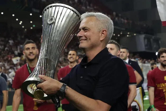 PSG lên kế hoạch mời Jose Mourinho về thay Pochettino - Ảnh 2. PSG lên kế hoạch mời Jose Mourinho về thay Pochettino - Ảnh 2.