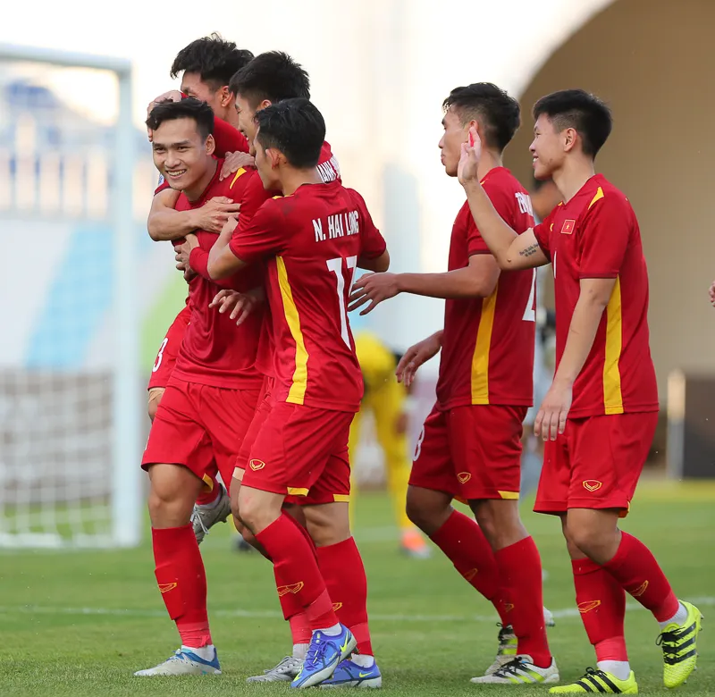 HLV Gong Oh Kyun: “U23 Việt Nam chưa ăn mừng, vì vẫn còn những trận đấu phía trước” - Ảnh 2. HLV Gong Oh Kyun: “U23 Việt Nam chưa ăn mừng, vì vẫn còn những trận đấu phía trước” - Ảnh 2.