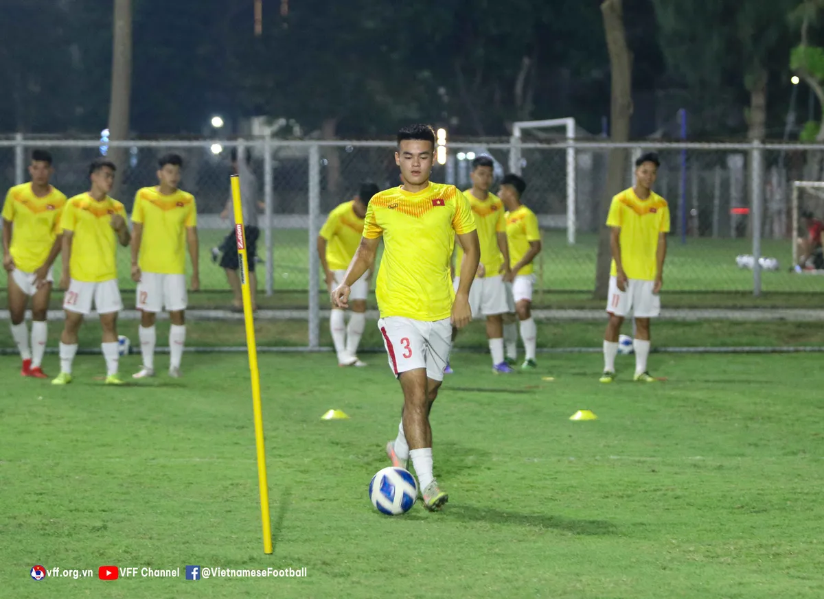 ĐT U19 Việt Nam sẵn sàng cho giải U19 Đông Nam Á 2022 - Ảnh 5. ĐT U19 Việt Nam sẵn sàng cho giải U19 Đông Nam Á 2022 - Ảnh 5.