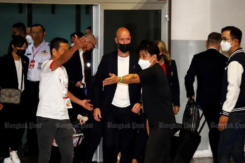 Các cầu thủ Manchester United đã có mặt tại Bangkok - Ảnh 2. Các cầu thủ Manchester United đã có mặt tại Bangkok - Ảnh 2.
