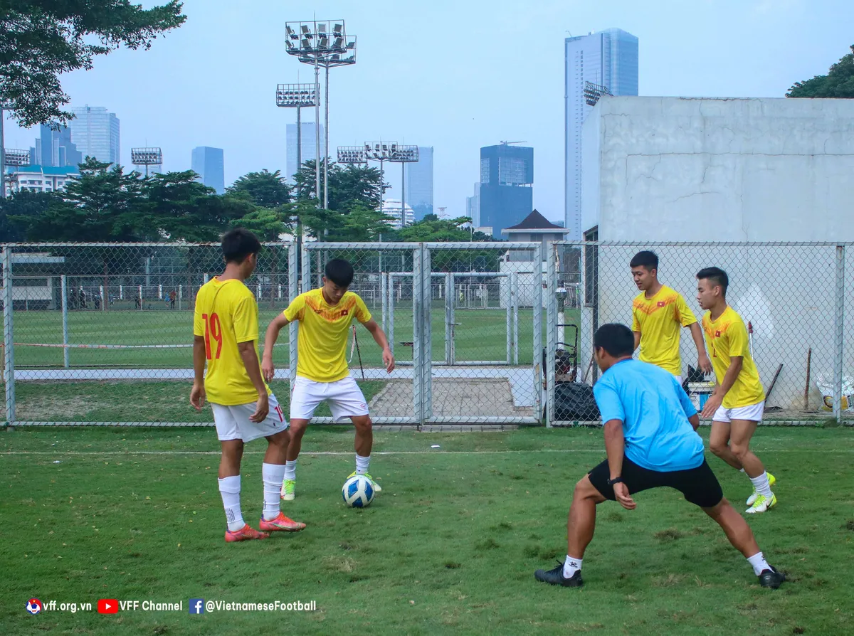 U19 Việt Nam chủ động các phương án chuẩn bị cho trận bán kết gặp Malaysia - Ảnh 7. U19 Việt Nam chủ động các phương án chuẩn bị cho trận bán kết gặp Malaysia - Ảnh 7.