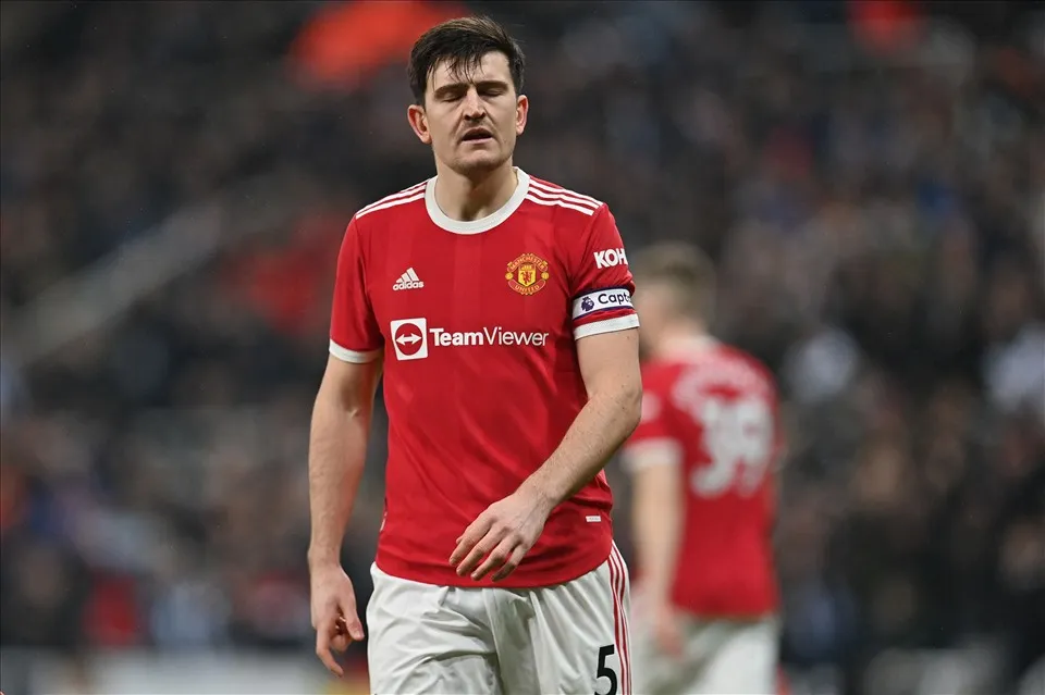 Maguire tiếp tục làm đội trưởng Manchester United - Ảnh 2. Maguire tiếp tục làm đội trưởng Manchester United - Ảnh 2.