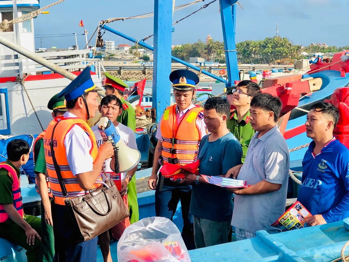 Lực lượng phòng chống ma túy Cảnh sát biển: Chủ động ngăn chặn tội phạm ngay từ trên bờ - Ảnh 2.