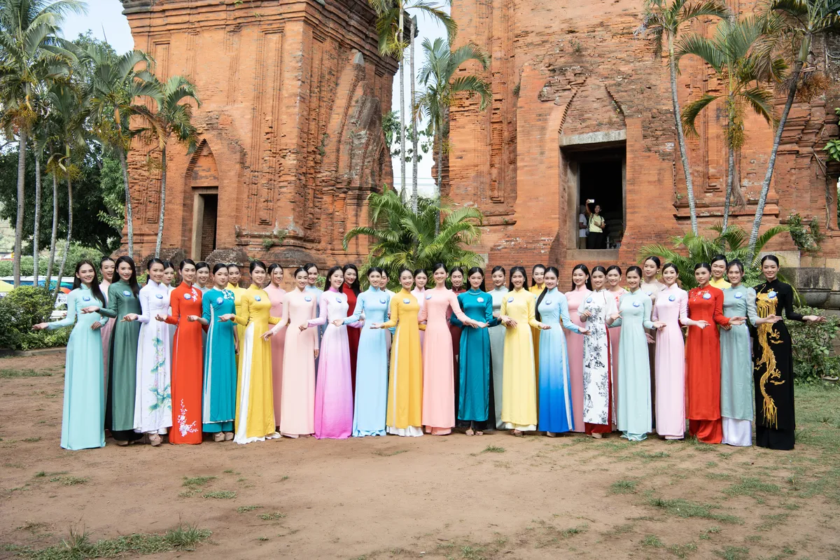 Top 38 vòng Chung kết Miss World Vietnam 2022 hội tụ tại Quy Nhơn - Ảnh 1.