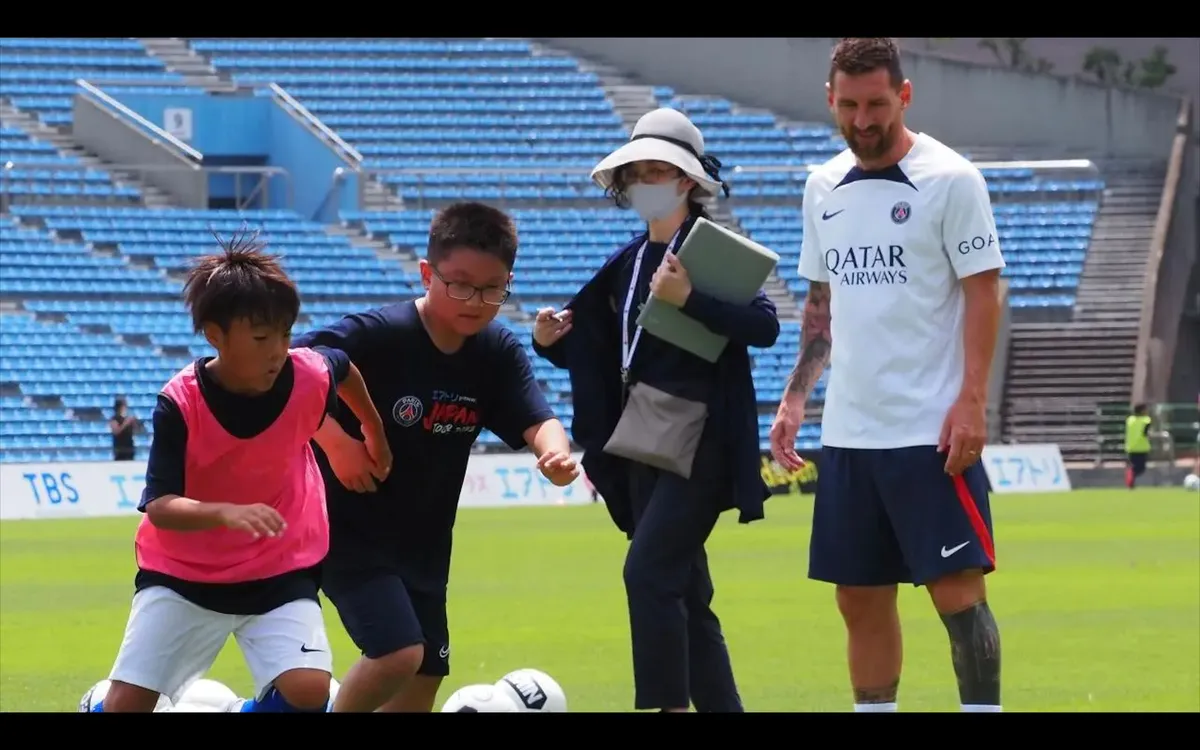 C&aacute;c ng&ocirc;i sao Paris Saint Germain tới Nhật Bản - Ảnh 3.