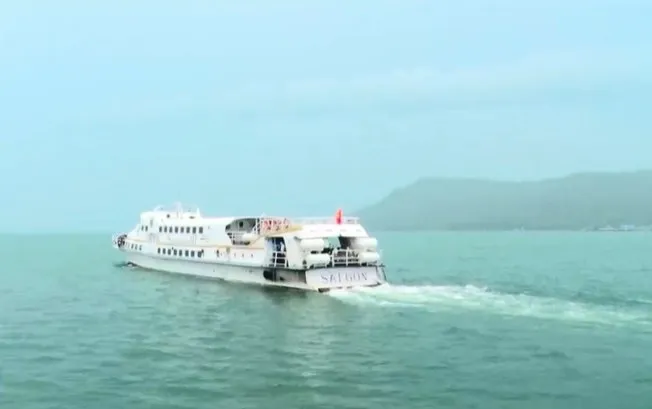 Nối lại t&agrave;u kh&aacute;ch ra Ph&uacute; Quốc từ trưa 20/7 - Ảnh 1.