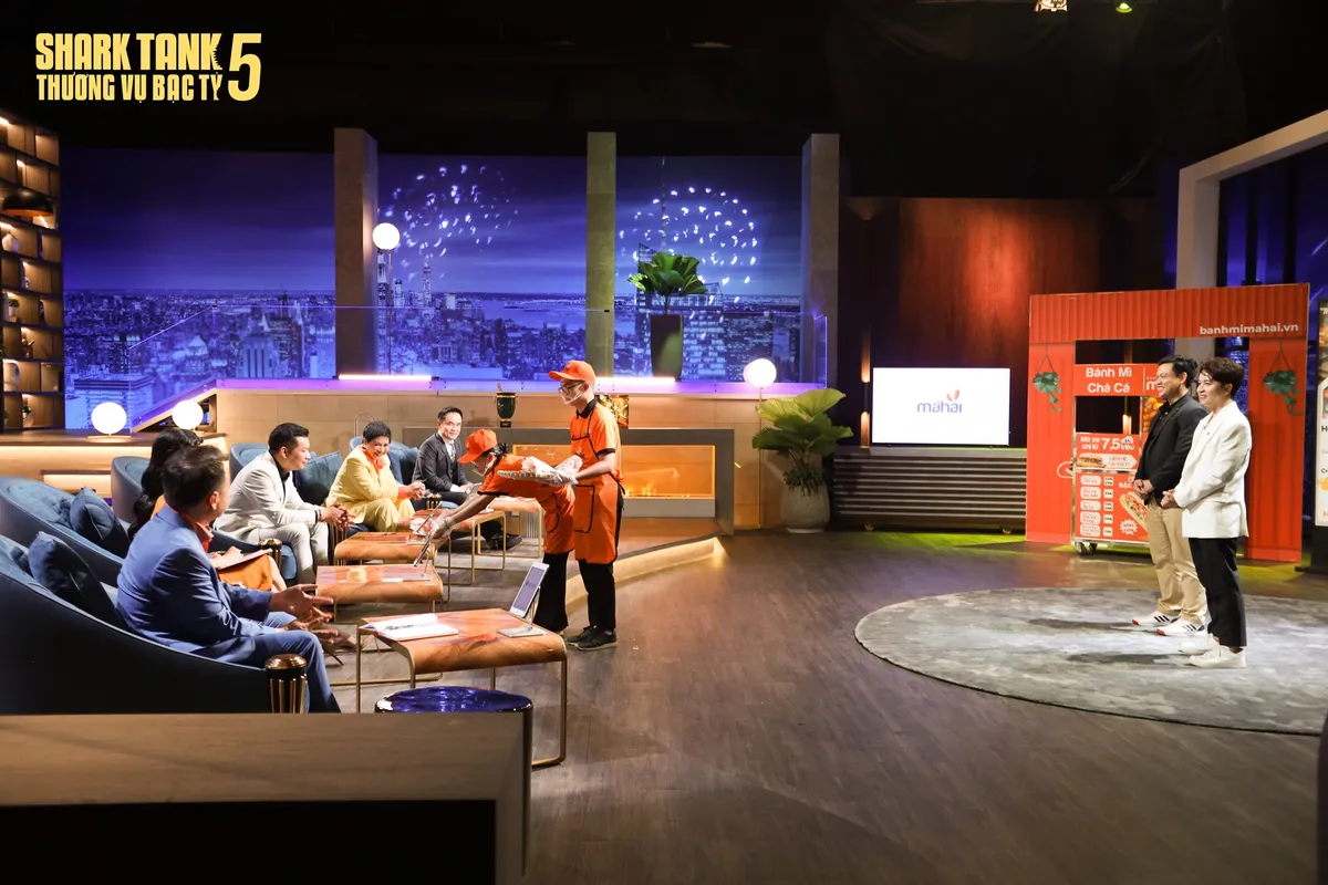 Startup LGBT lên Shark Tank gọi vốn gom trọn 3 cá mập - Ảnh 1.