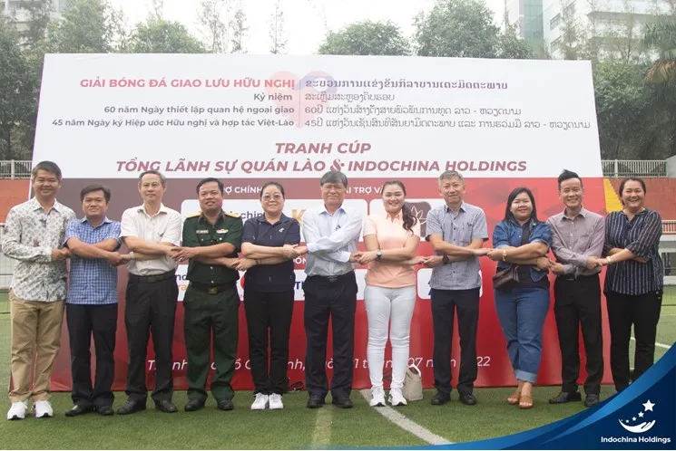 Giải bóng đá giao lưu hữu nghị Việt - Lào - Ảnh 1.