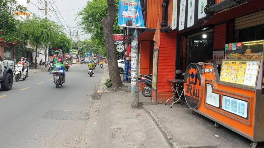 Đuổi theo kẻ trộm xe m&aacute;y, c&ocirc; g&aacute;i 19 tuổi ng&atilde; lăn ra đường - Ảnh 3.