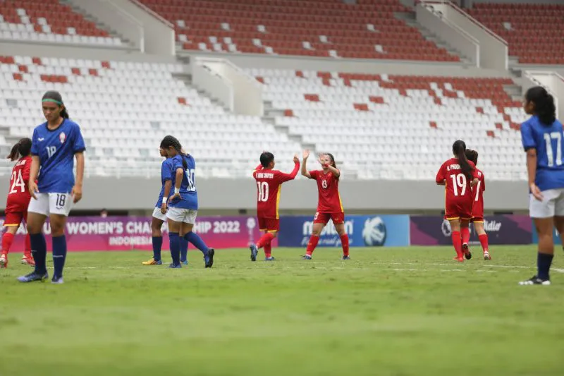 ĐT nữ U18 Việt Nam thắng đậm ĐT nữ U18 Campuchia - Ảnh 3. ĐT nữ U18 Việt Nam thắng đậm ĐT nữ U18 Campuchia - Ảnh 3.