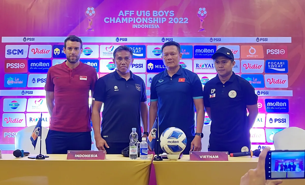 HLV Nguyễn Quốc Tuấn: U16 Việt Nam tôn trọng đối thủ ở vòng bảng U16 Đông Nam Á 2022 - Ảnh 2. HLV Nguyễn Quốc Tuấn: U16 Việt Nam tôn trọng đối thủ ở vòng bảng U16 Đông Nam Á 2022 - Ảnh 2.