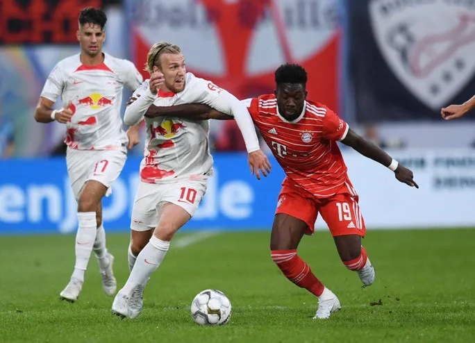 Bayern Munich năm thứ 10 giành siêu cúp Đức - Ảnh 1. Bayern Munich năm thứ 10 giành siêu cúp Đức - Ảnh 1.