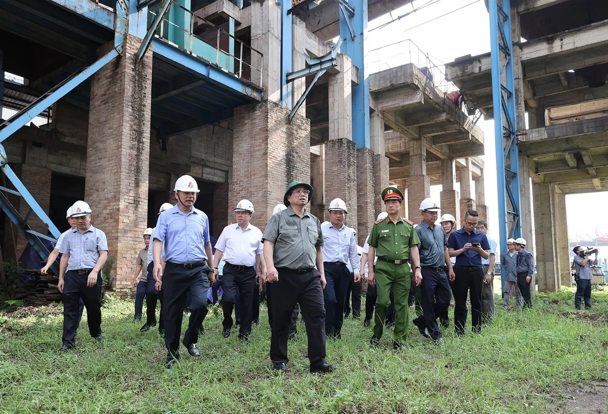 Thủ tướng Phạm Minh Chính khảo sát dự án mở rộng Nhà máy Gang thép Thái Nguyên - Ảnh 4.