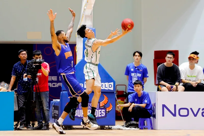 VBA 2022 - Game 10: Hanoi Buffaloes phá lời nguyền sân nhà - Ảnh 2.