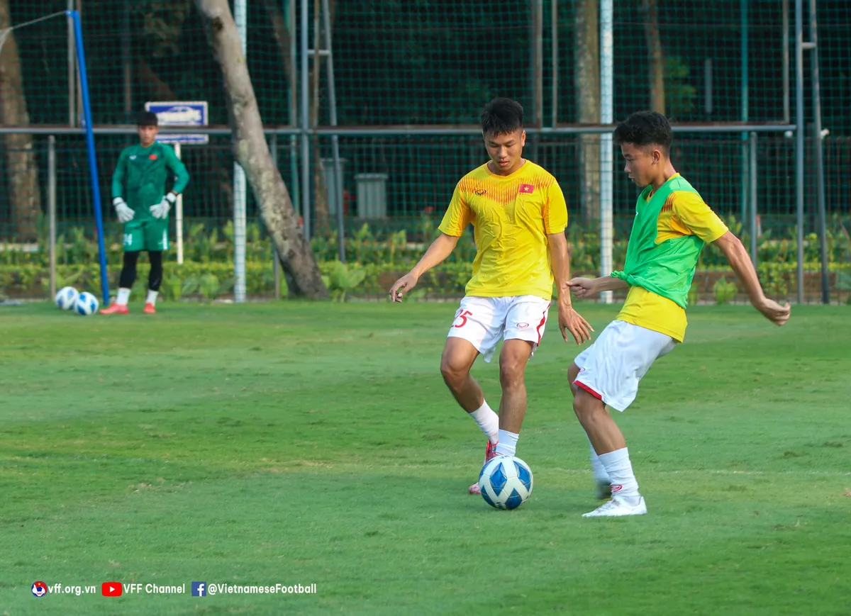 ĐT U19 Việt Nam thoải mái trước trận gặp Brunei - Ảnh 11. ĐT U19 Việt Nam thoải mái trước trận gặp Brunei - Ảnh 11.