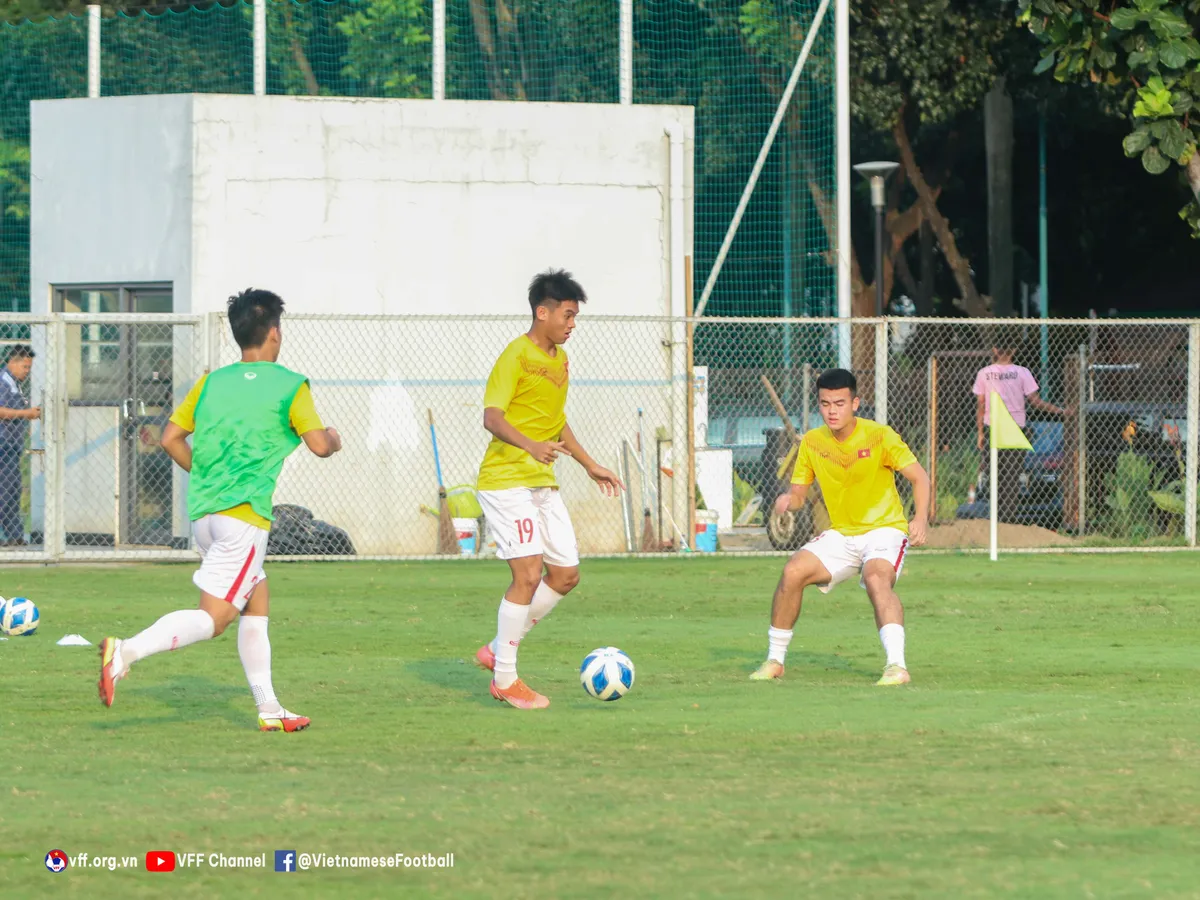 ĐT U19 Việt Nam thoải mái trước trận gặp Brunei - Ảnh 10. ĐT U19 Việt Nam thoải mái trước trận gặp Brunei - Ảnh 10.