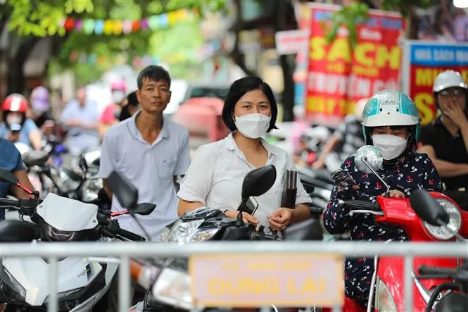 Ng&agrave;y thi thứ 2 kỳ thi tốt nghiệp THPT 2022 tại Ninh B&igrave;nh: An to&agrave;n, đ&uacute;ng quy chế v&agrave; kế hoạch - Ảnh 3.